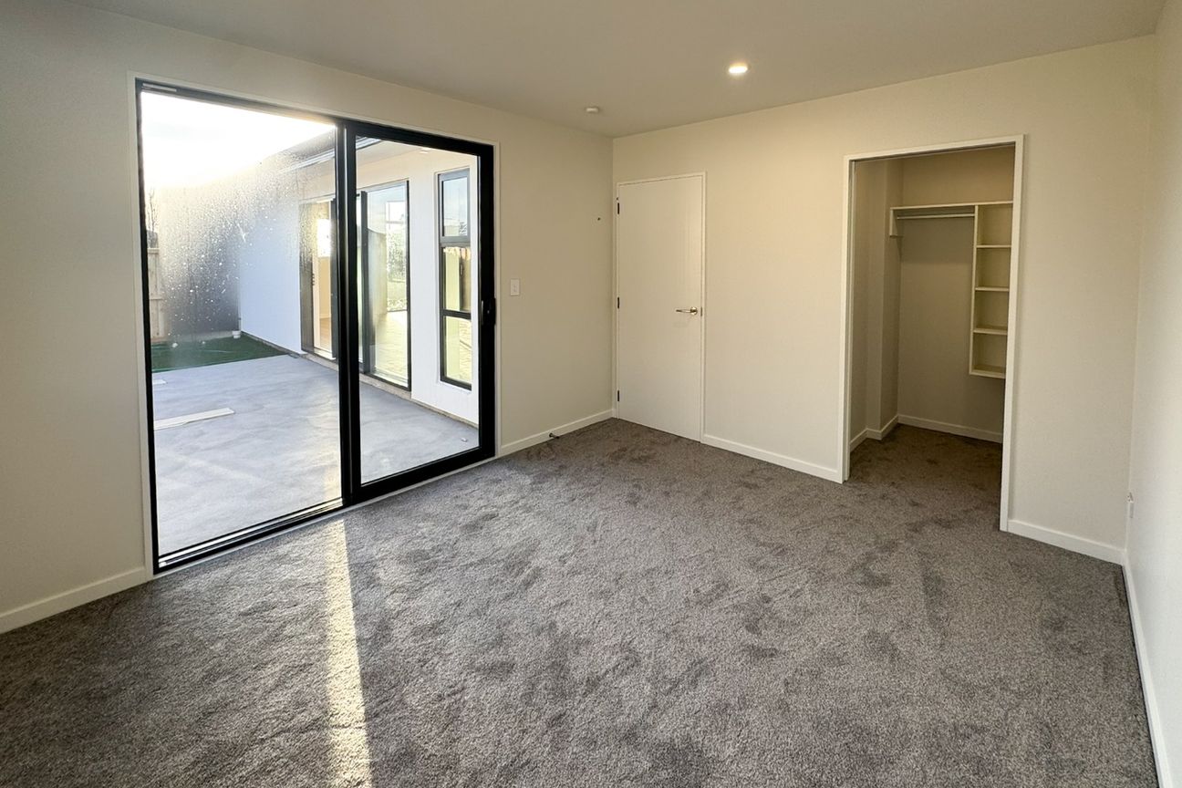 Fresh Three Bedroom House in Haslwell! - Więcej