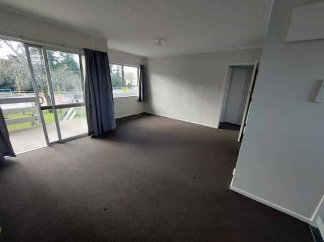 6/239 Old Farm Road, Hamilton East