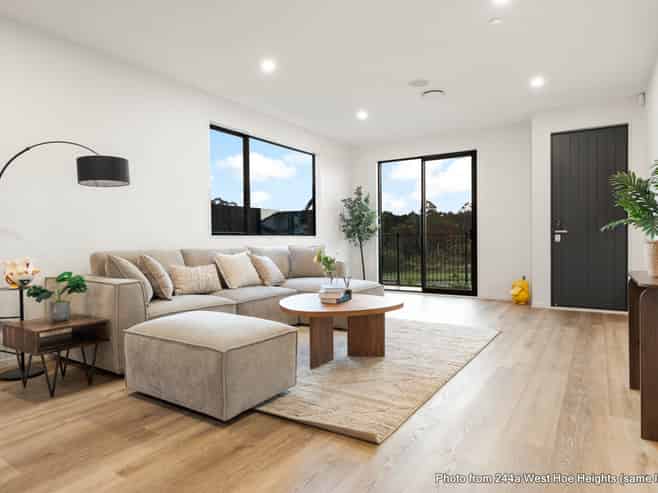 244B West Hoe Heights, Orewa