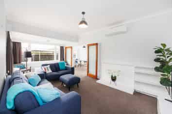 a/35 Puriri Terrace, Roslyn