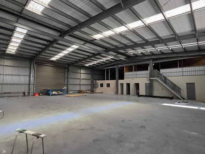 High-profile industrial premises at SH1