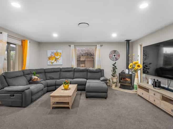 11 Awatea Gardens, Wigram