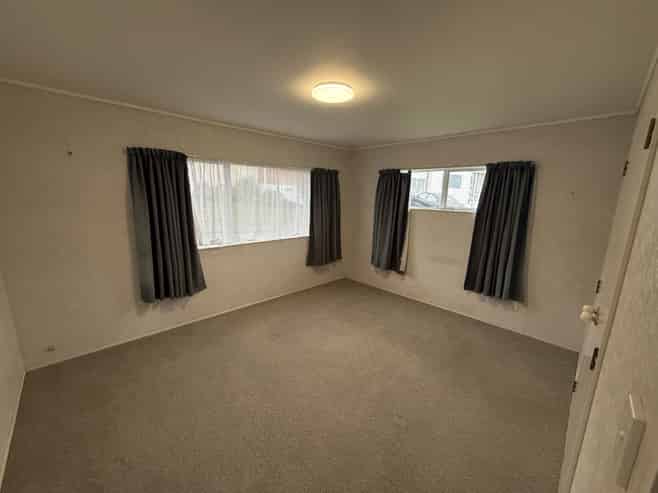 130Q Lakeside Drive, Orewa