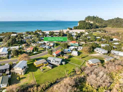 100 Kon Tiki Road, Whiritoa