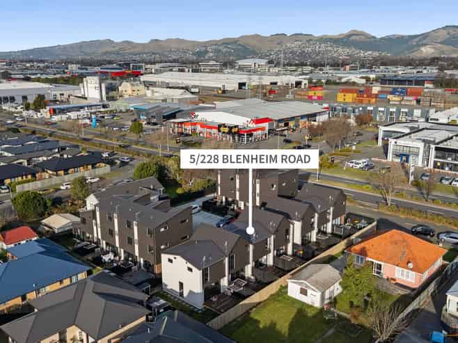 5/228 Blenheim Road, Riccarton