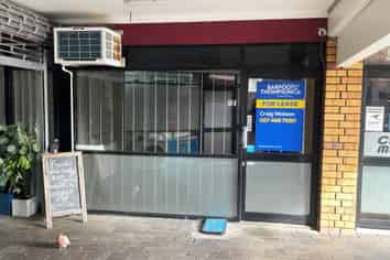 73m² PRIME ARCADE SPACE IN OREWA
