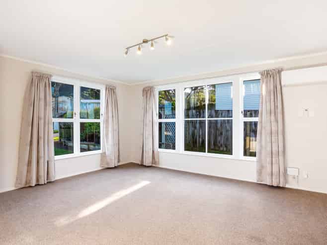 23 Turkington Street, Tawa
