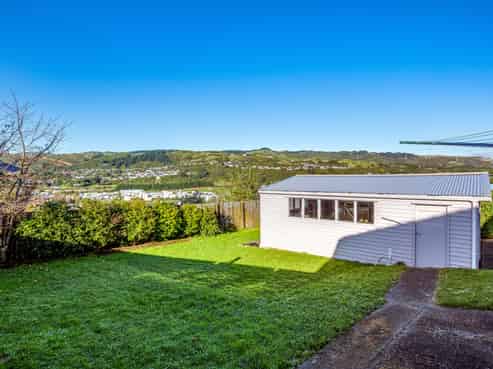 23 Turkington Street, Tawa