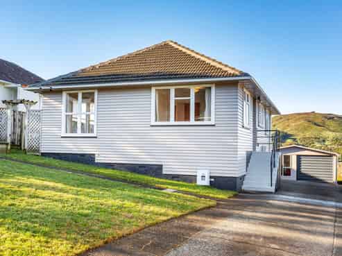 23 Turkington Street, Tawa