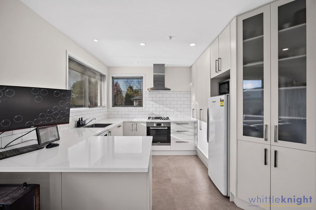 2015 Modern Build, Private & Easy-Care - Więcej
