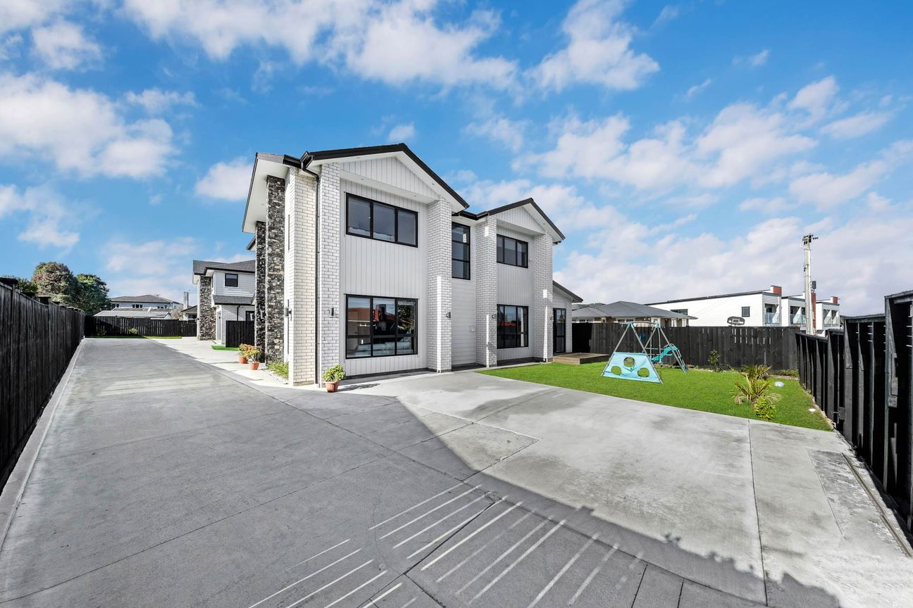 Luxury, Space & Versatility–A Home That Has It All – pohled 3