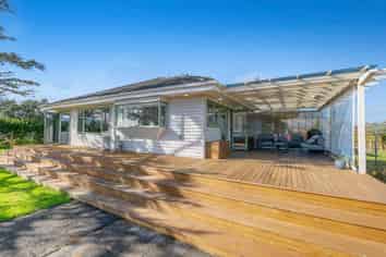 199 Parkhurst Road, Parakai