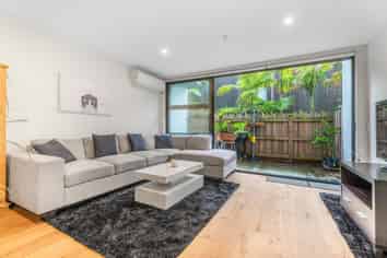 15/6 Waima Street , Grey Lynn