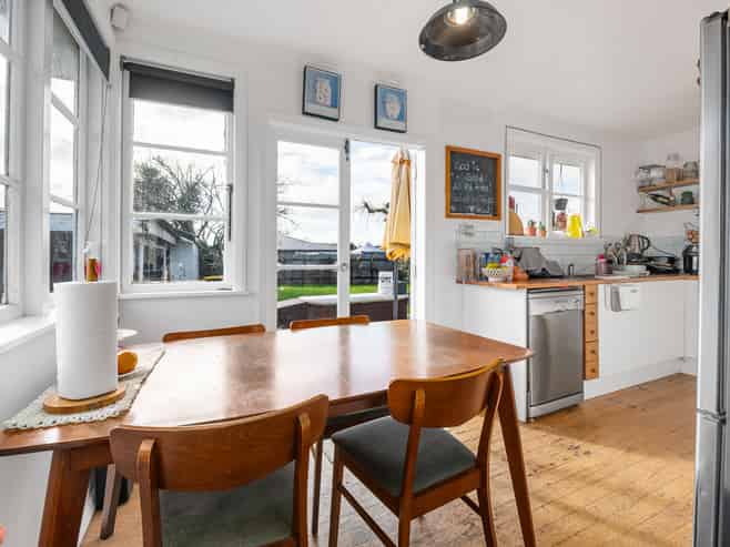 8 Spenser Road, Enderley