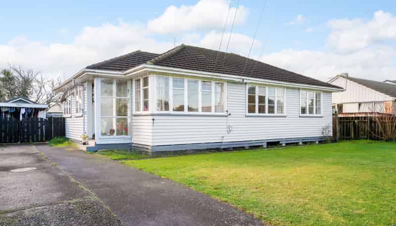 8 Spenser Road, Enderley