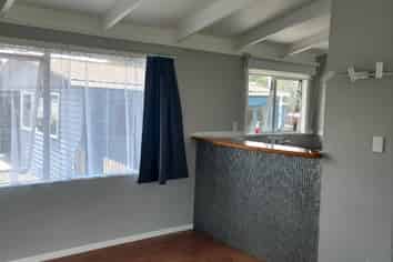 78 Valley Road, Hikurangi