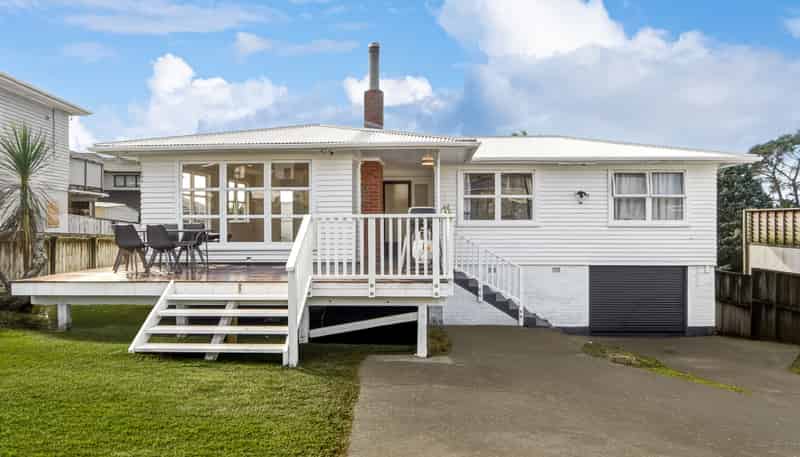 6 Crystal Avenue, Glendene
