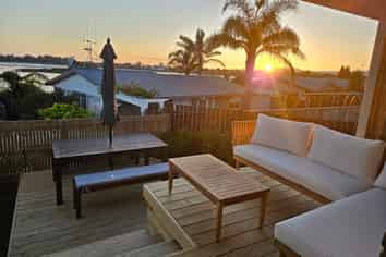 4 Novella Place, Brookfield
