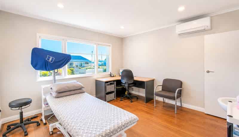 142 Shakespeare Street, Leamington