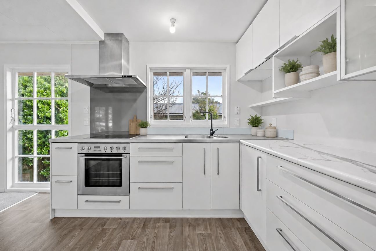 Massive Price Alignment! - Renovated & Ready - Bild 2