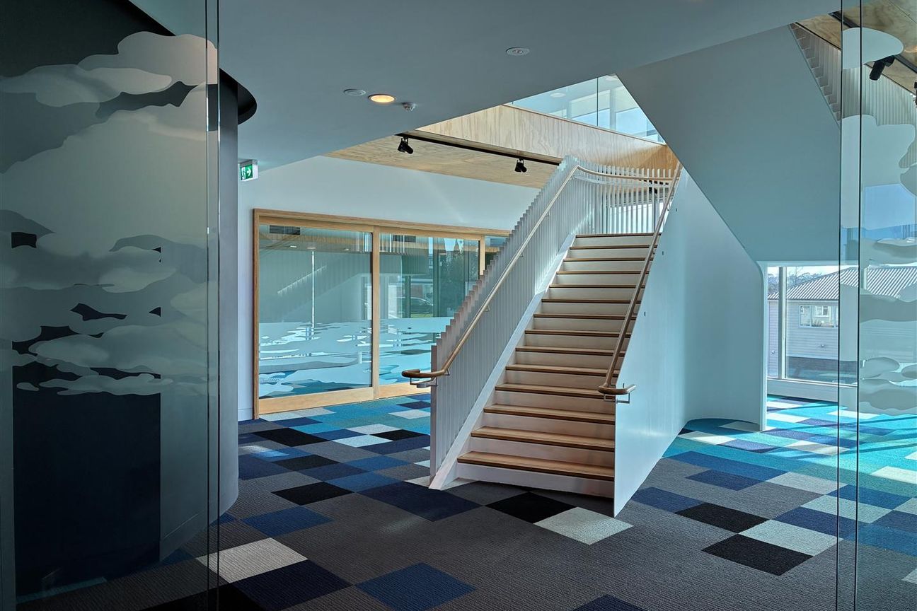 Lincoln Rd Office with 47 Car Parks - Vista 3
