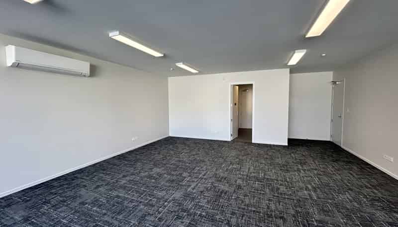 6 and 7/9 Harvest Road, Cromwell