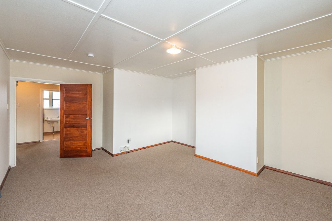 Dual living opportunity - invest now! - Mehr