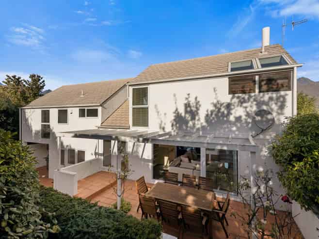 15 The Terrace, Queenstown
