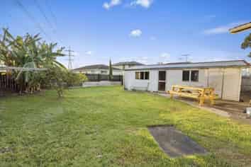 29 Othello Drive, Clover Park