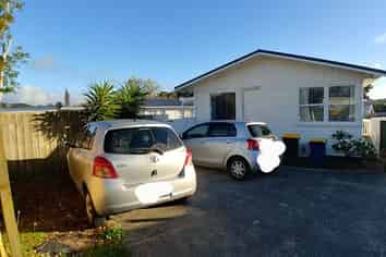 89 Lauderdale Road, Birkdale