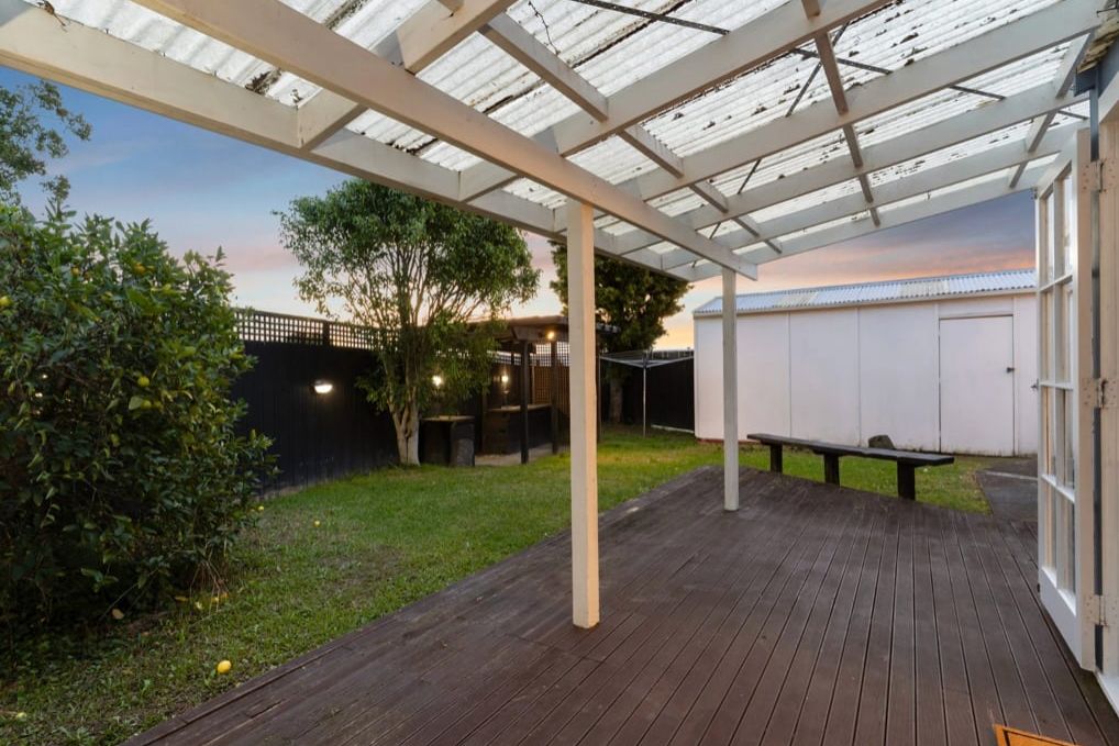 Stylish, Spacious & Seriously Sharp Priced! - Vista 6
