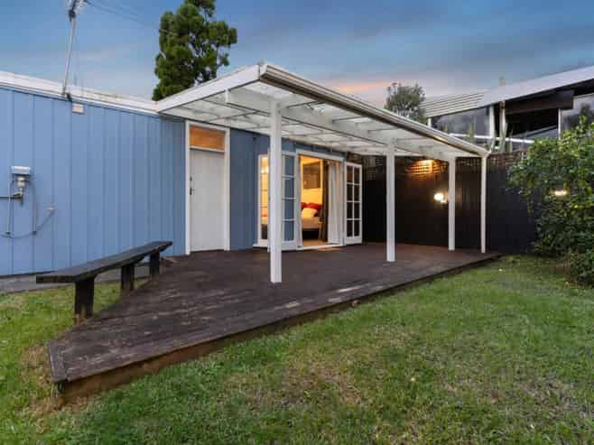 240E Great North Road, Henderson