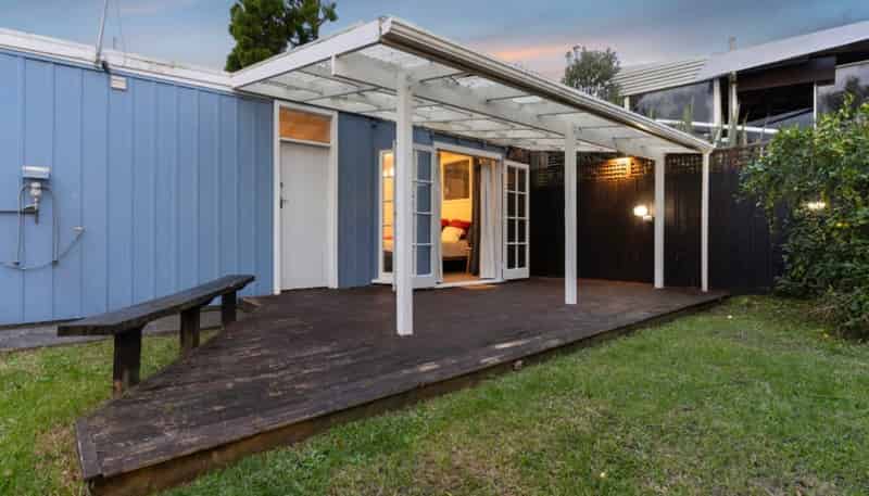 240E Great North Road, Henderson