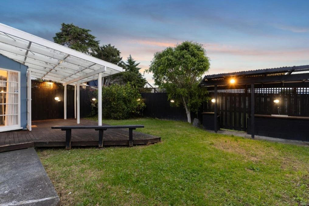 Stylish, Spacious & Seriously Sharp Priced! - Vista 5
