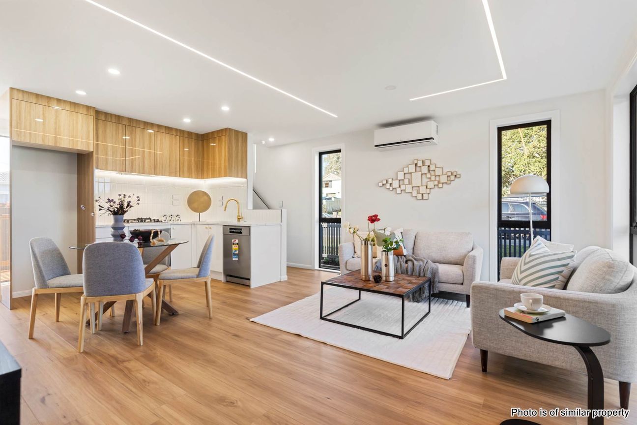BRAND NEW STANDALONE & FREEHOLD - Visning 2