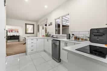 1/23 Higgins Street, Marewa