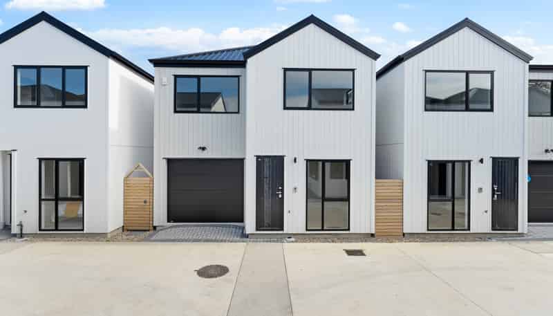 113 Beach Road, Te Atatu Peninsula