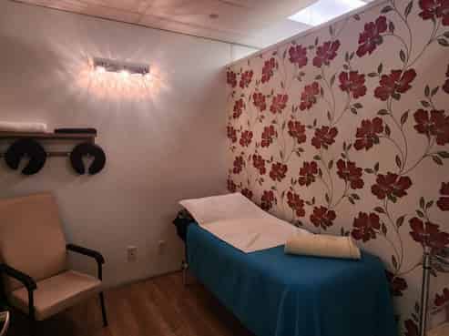 Modern premises in quality complex!
