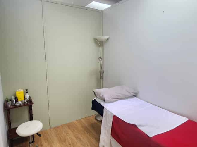 Modern premises in quality complex!