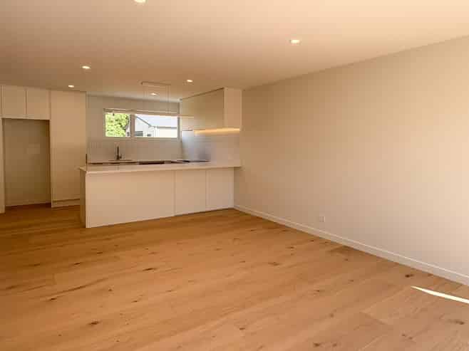 2/14 Nayland Street, Sumner