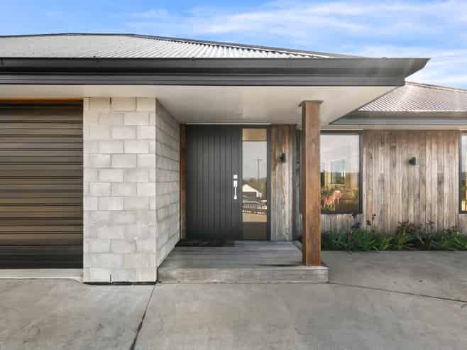 4 Torrey Pines Rise, Kamo