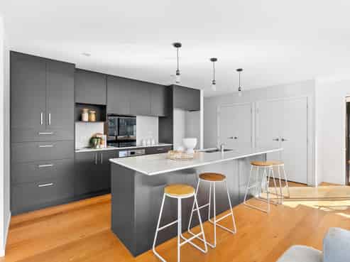 4 Torrey Pines Rise, Kamo