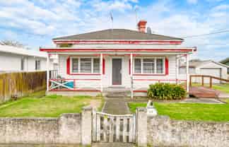 23 Hakanoa Street, Huntly
