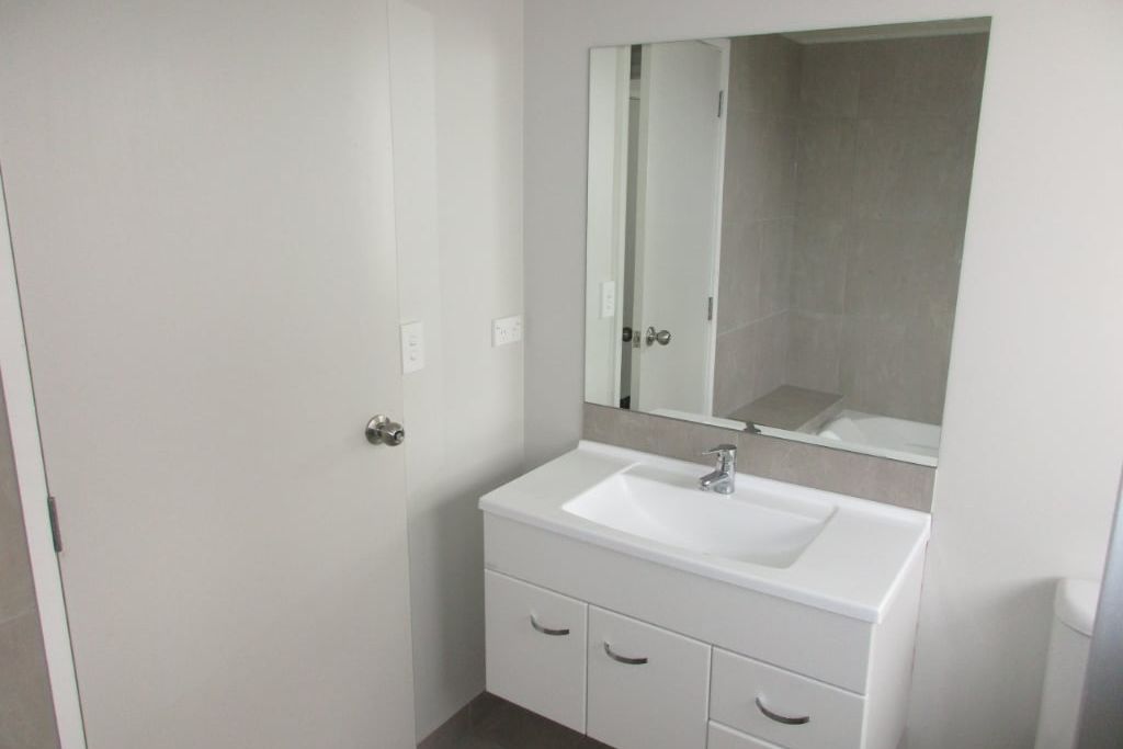 2 bedroom town house - Więcej