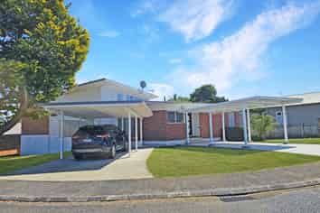 1/12 Adrienne Place, Onehunga