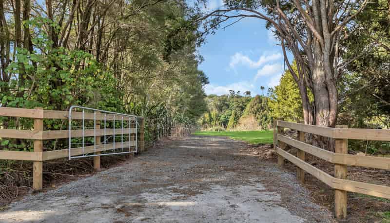  Carruth Road, Poroti