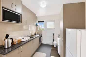 4/120 St George Street, Papatoetoe