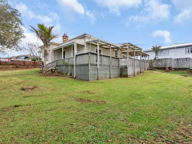 12 Meldrum Street, Kamo