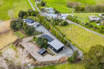 323 McBeth Road, Poroti