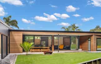 7 Edgewater Place, Matapouri